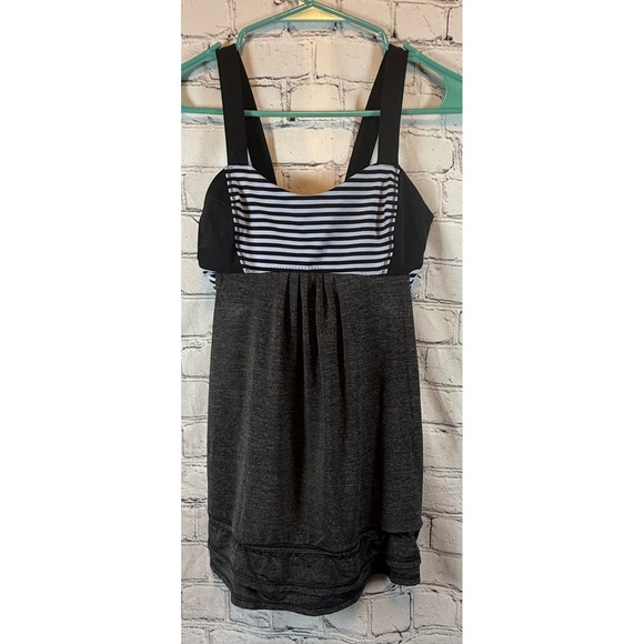 Lululemon Back On Track size 6  Striped Tank Top Black Gray Athletic Workout - Picture 1 of 4